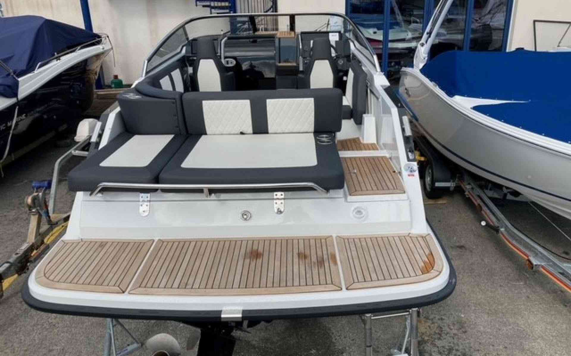 GRANDEZZA 25 S stern back view New boats for sale in UK